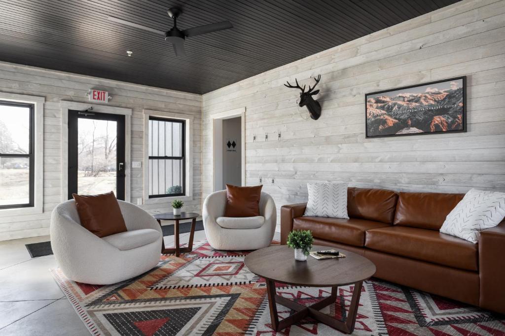 Gallery image of Spillway Lodges in Bellaire