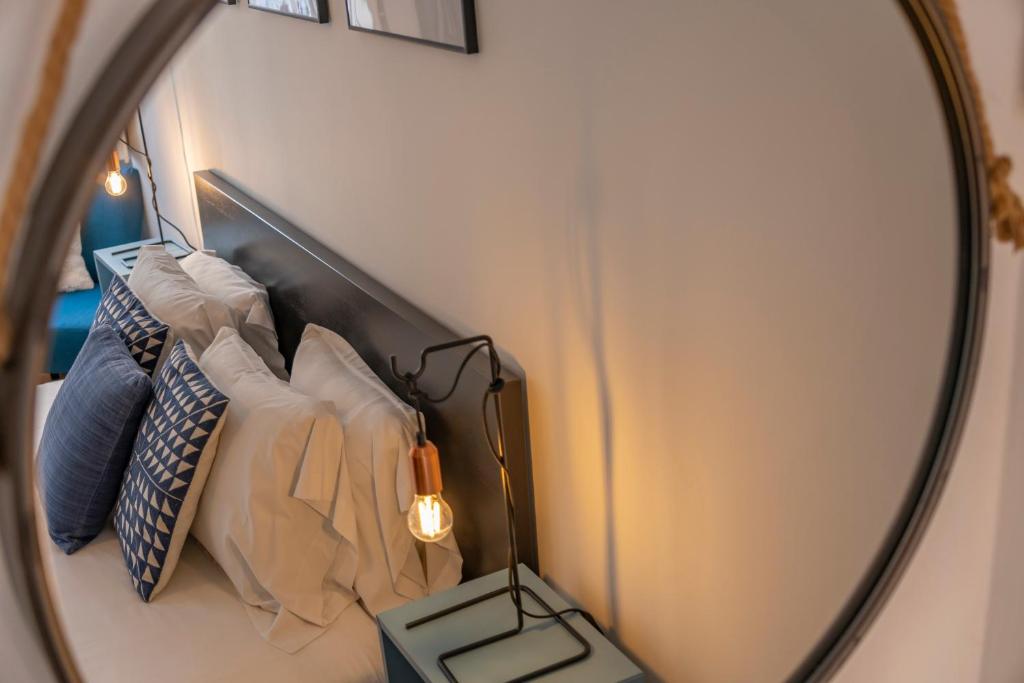 Superb Apartments Overlooking Graça in Lisbon - 16