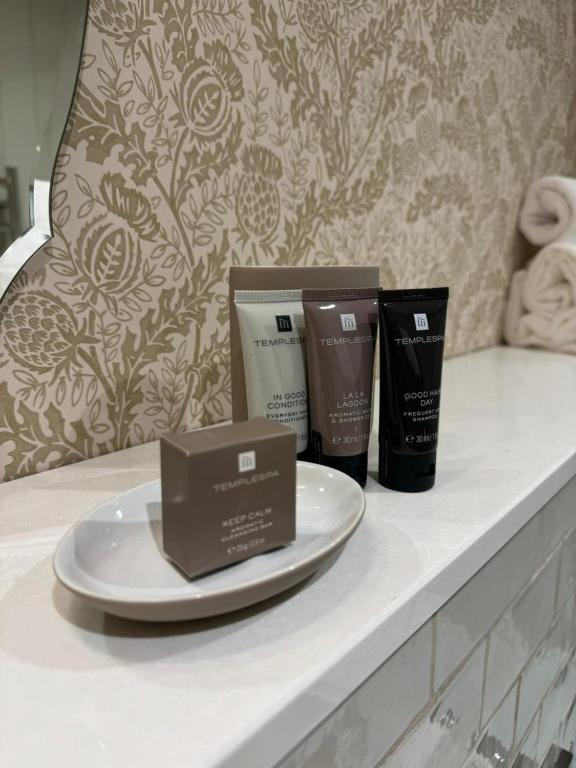 The Falcon Inn - Resim 10