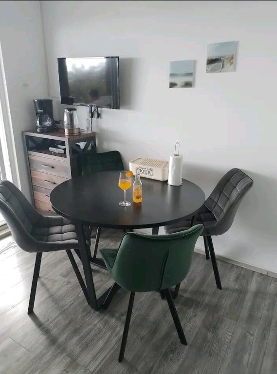 Televízia a/alebo spoločenská miestnosť v ubytovaní Holiday Home Bepo