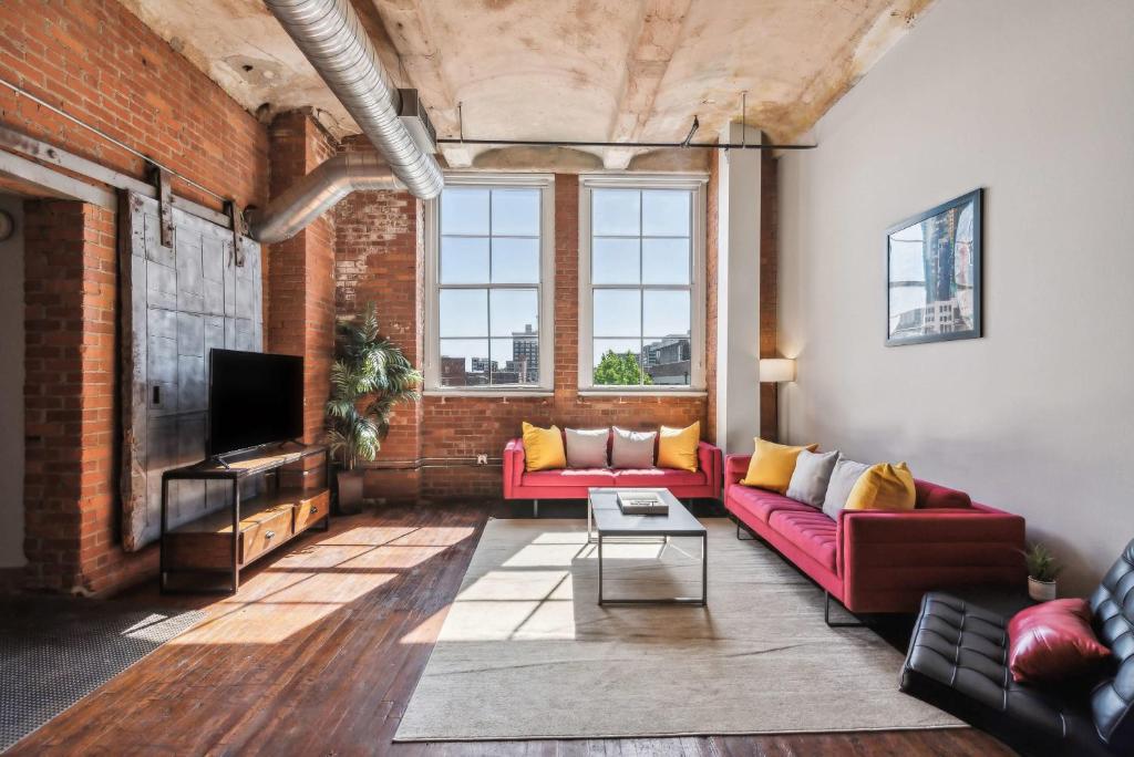 3BR Luxury Loft Oasis with Gym, Kansas City Updated 2024 Prices
