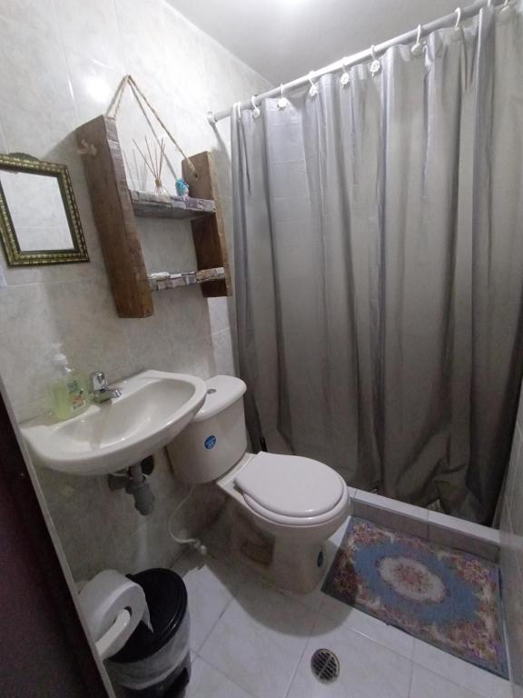 Vannituba majutusasutuses Aparta estudio Fantástico