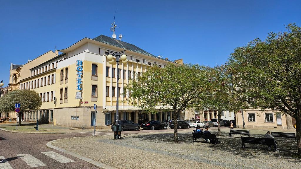 Budova, kde se hotel nachází