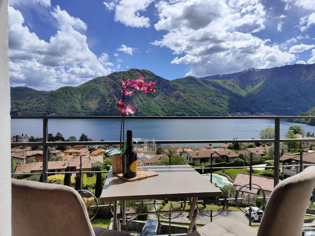 Gallery image of CASA DEL SOLE in Tremezzo