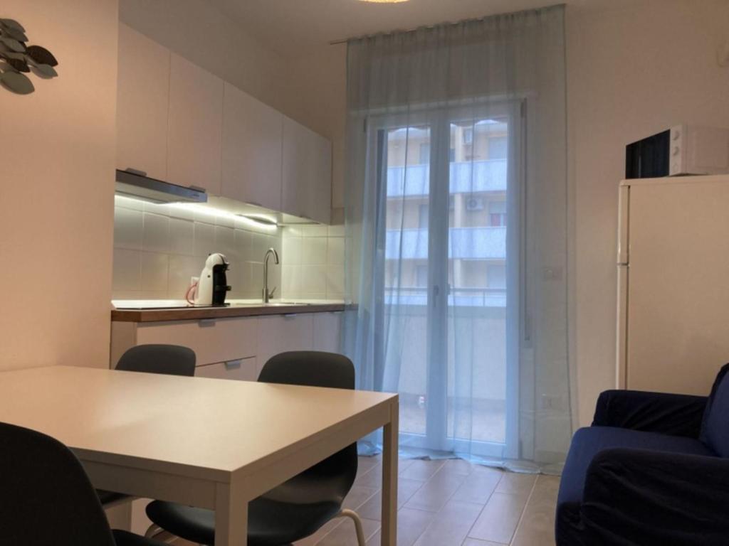 Η κουζίνα ή μικρή κουζίνα στο Modern flat close to the center - Beahost