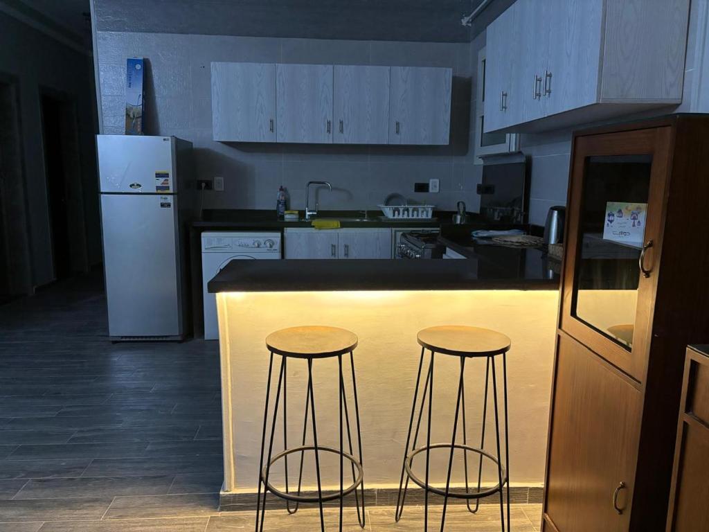 Kuchyň nebo kuchyňský kout v ubytování Heliopolis Residence Shorouk city, Cairo (premium)