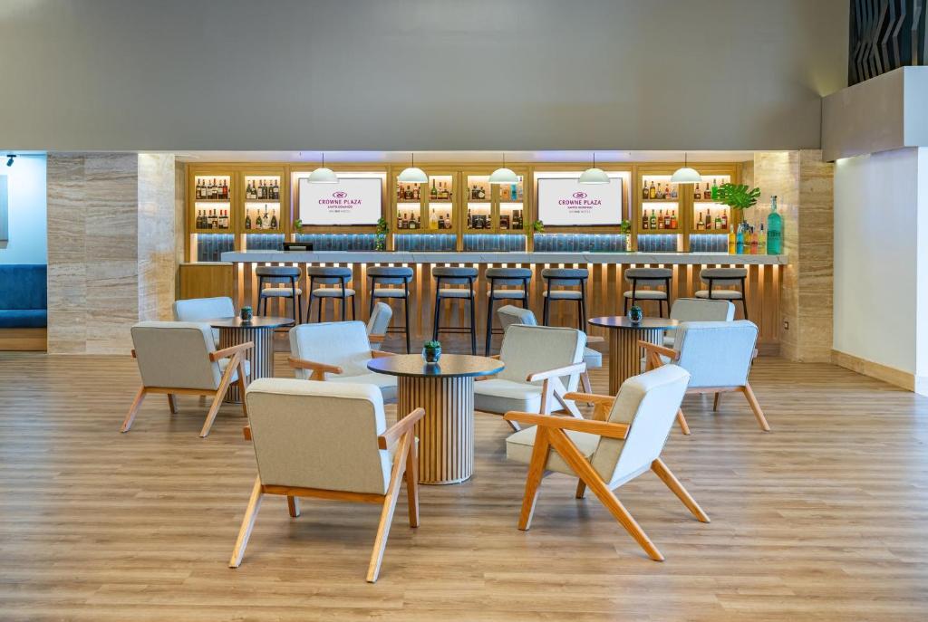 Posezení v ubytování Crowne Plaza Santo Domingo by IHG