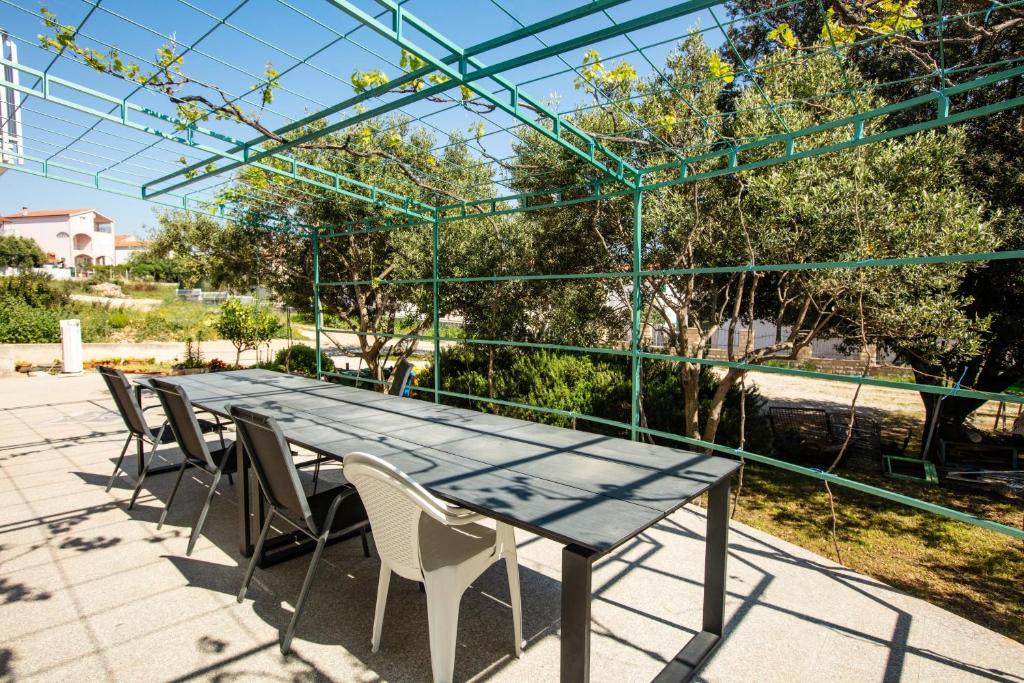 Fotografie z fotogalerie ubytování Apartments by the sea Rogoznica - 17129 v Rogoznici