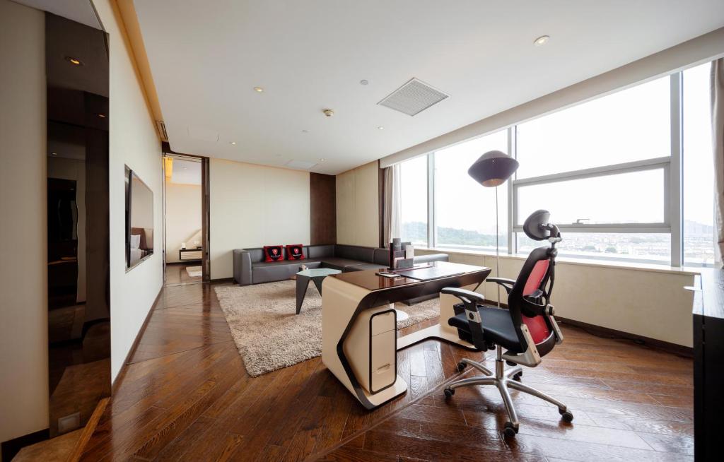 Tonino Lamborghini Hotel Kunshan City Center - Tweepersoonskamer Met Uitzicht Op De Stad