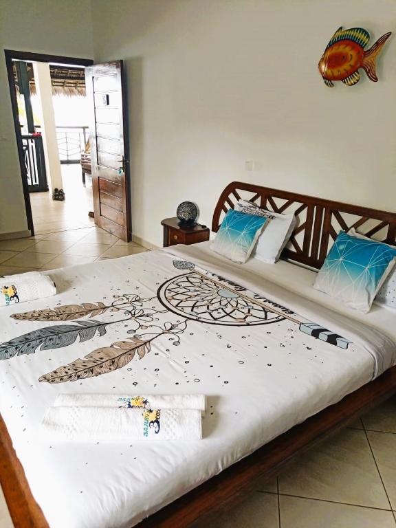 Ô Bleu Azur - Quarto Triplo Com Banheiro