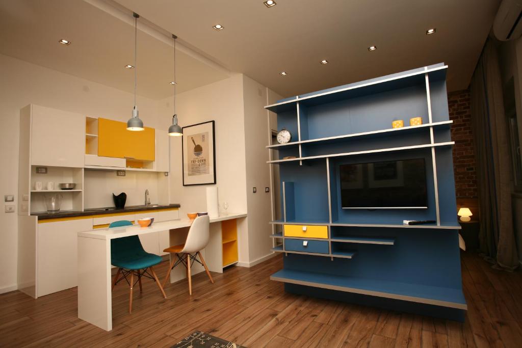 City Place Apartments - Studio Apartment