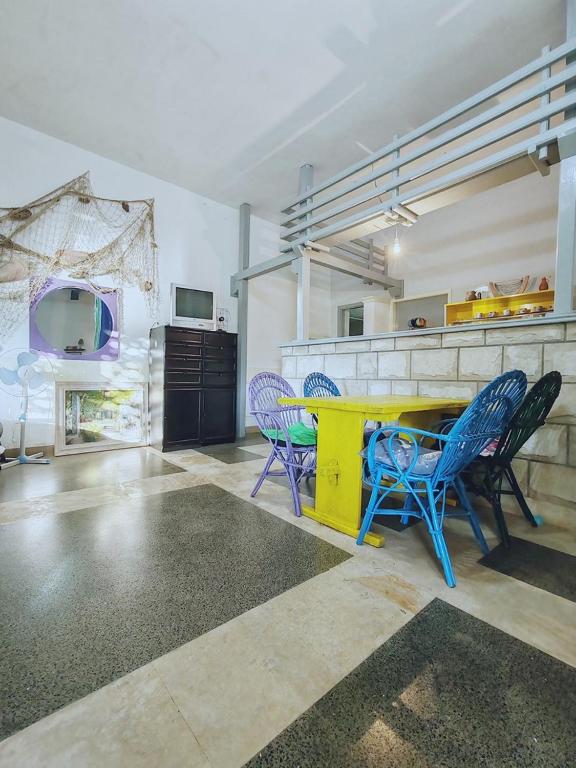 Kuchyň nebo kuchyňský kout v ubytování Apartments & Rooms Verse