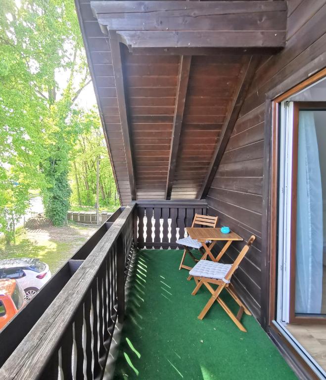 Balkón nebo terasa v ubytování Apartment Nähe Airbus