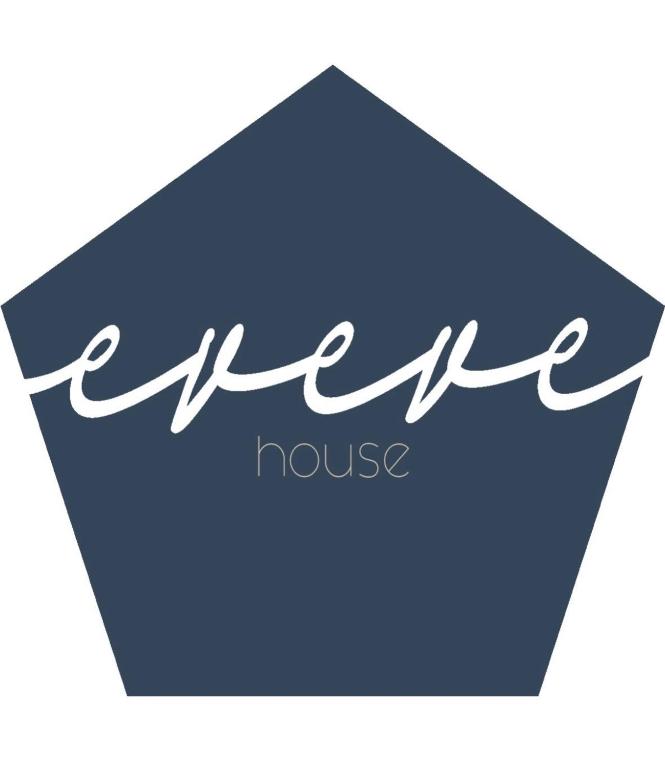 a blue square with the words hello house at Eveve's House in Parma