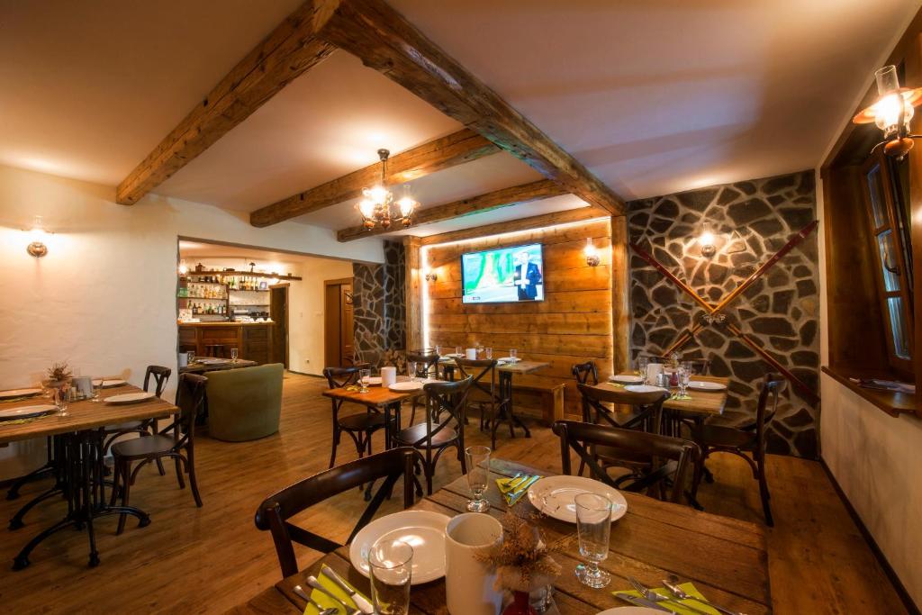 Restaurace v ubytování Chata Piecky