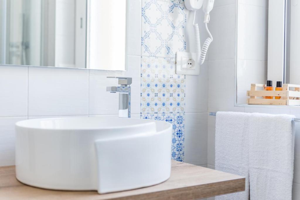 Kèramos Luxury Rooms - 5