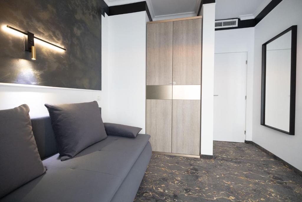 Opera Hotel - Resim 16