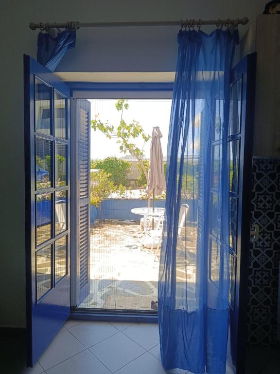Fotografie z fotogalerie ubytování Right Across The Sea v destinaci Nea Kallikratia