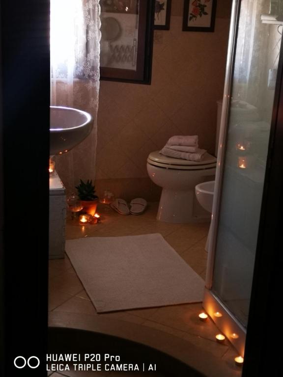 Koupelna v ubytování Ludy suite house
