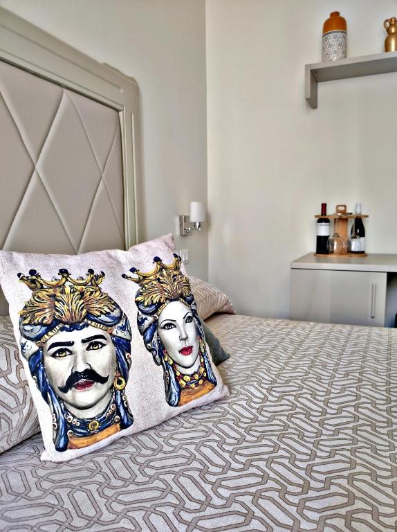 Kèramos Luxury Rooms - 14