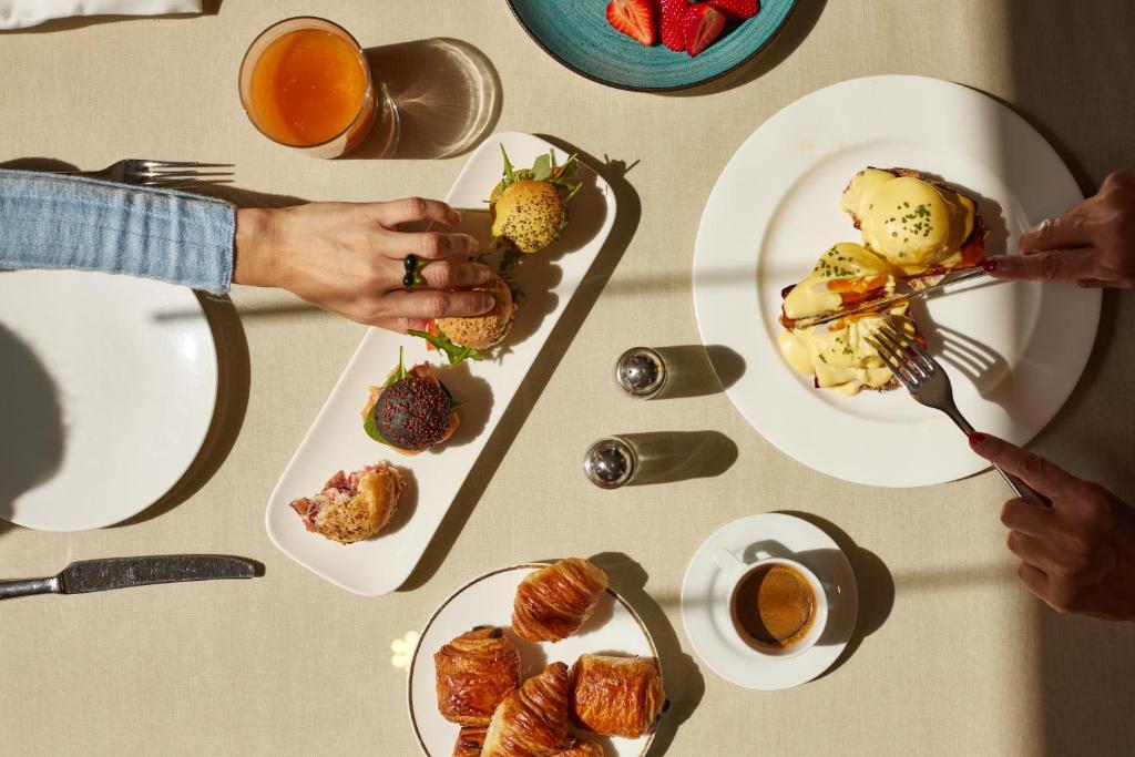 Grand Hotel Central, Small Luxury Hotels - Resim 12