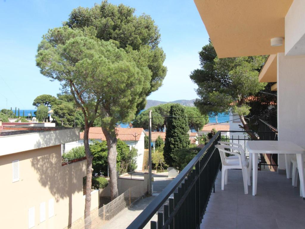 Balkón alebo terasa v ubytovaní MORÉ I 1 DRTA - Apartamento con vistas al mar, barrio tranquilo con jardín. - ES-228-54