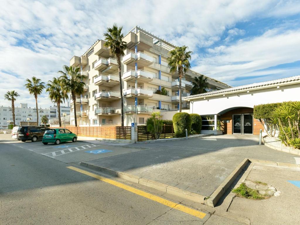 Fotografia z galérie ubytovania Apartamento luminoso con piscina comunitaria, cerca de la playa y centro de Santa Margarita, Roses - ES-228-119 v destinácii Roses
