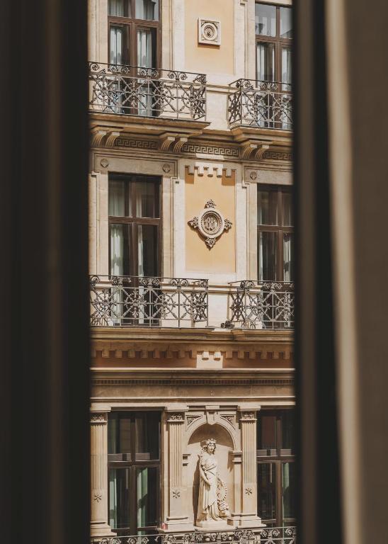 Hotel Regina Barcelona - Resim 13