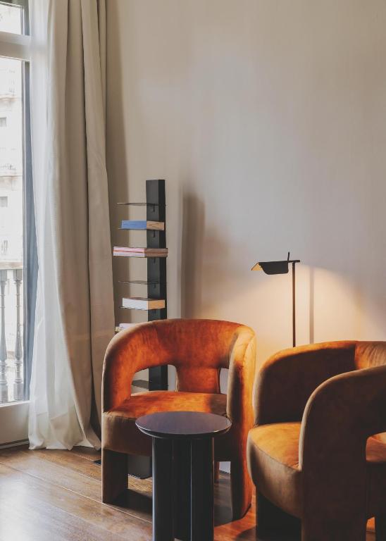 هتل رجینا بارسلونا - Hotel Regina Barcelona، هتل رجینا بارسلونا