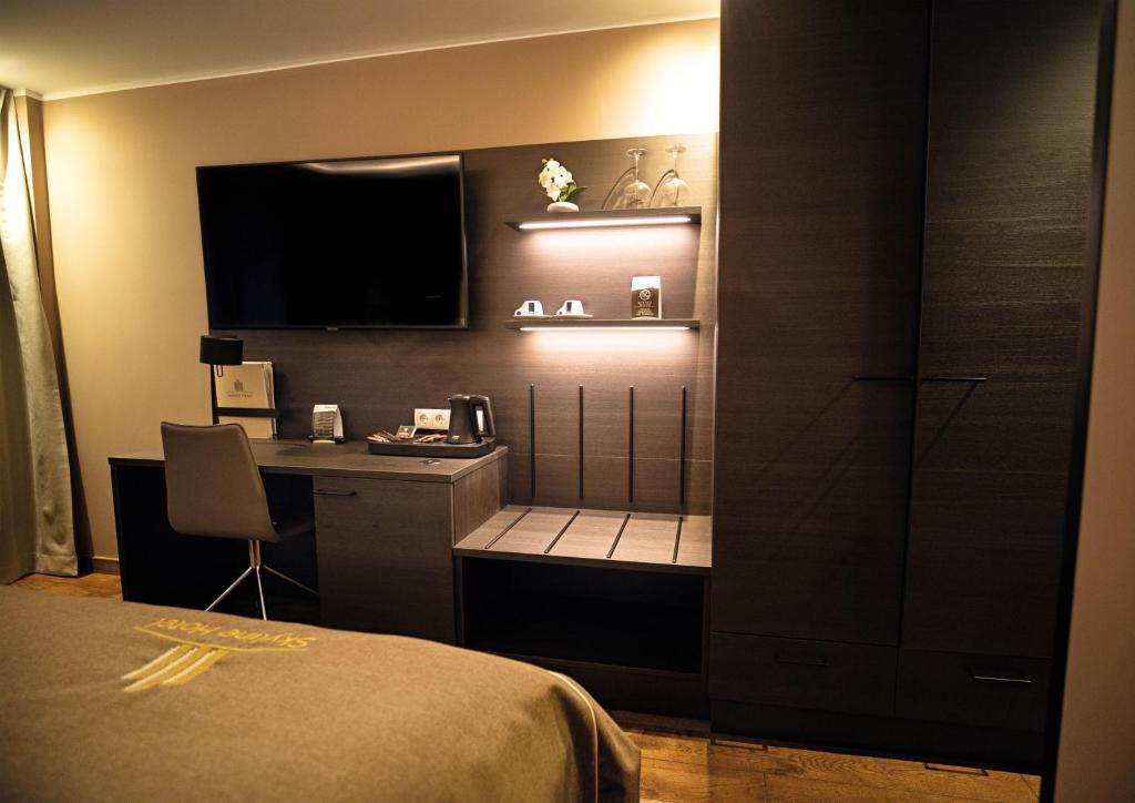 Postel nebo postele na pokoji v ubytování Skyline Hotel City Frankfurt