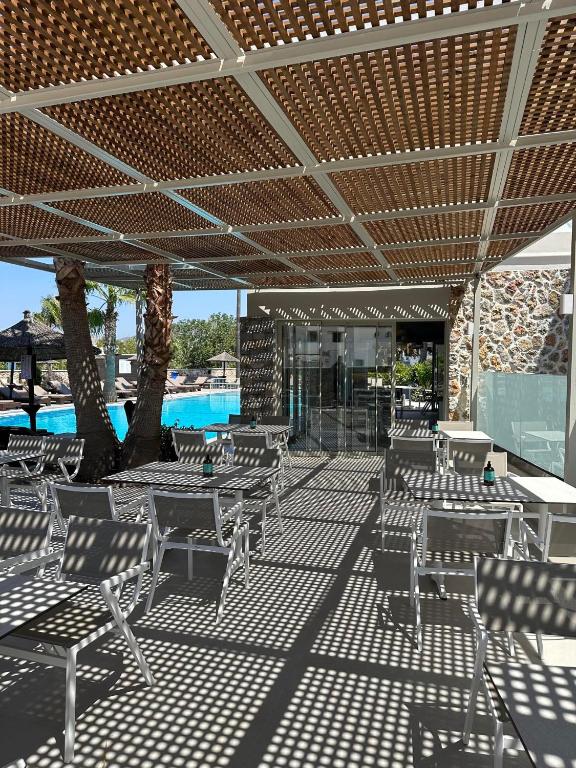 Bazén v ubytování Argiri Resort Hotel & Apartments nebo v jeho okolí