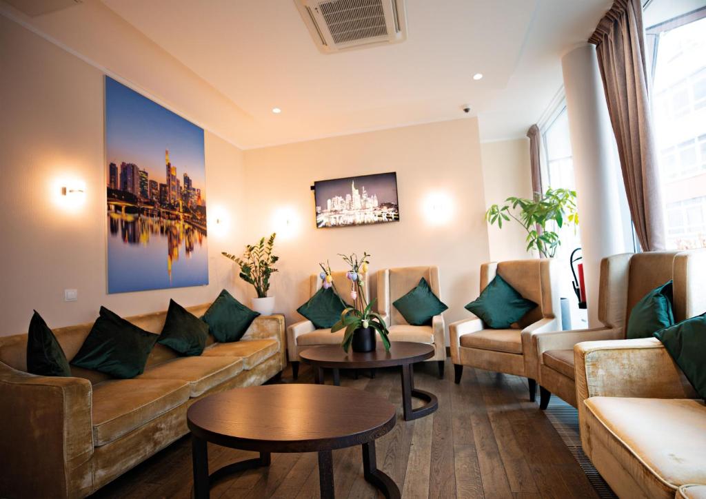 Posezení v ubytování Skyline Hotel City Frankfurt