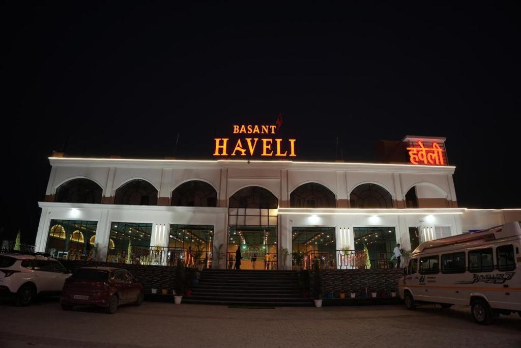 Foto de la galería de Basant Haveli en Roorkee