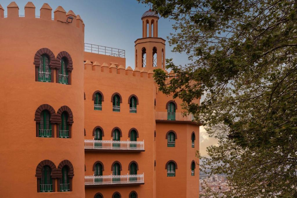 Alhambra Palace Hotel - Resim 10