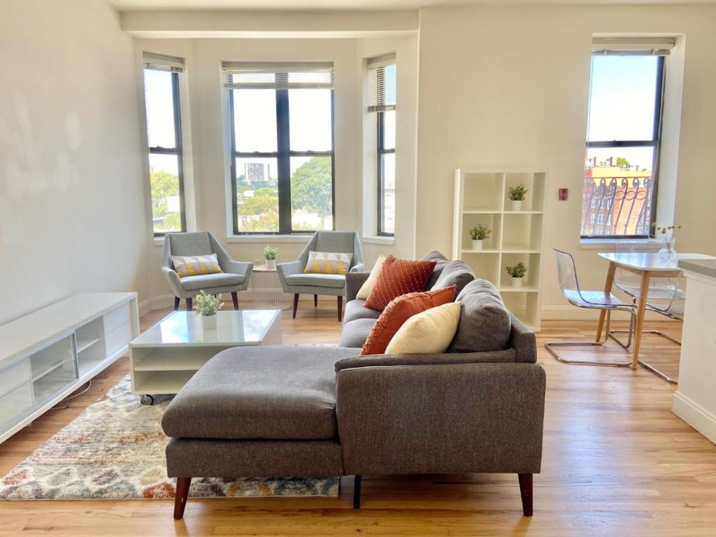Un lugar para sentarse en 227-Stylish Apartment in the Heart of Hoboken