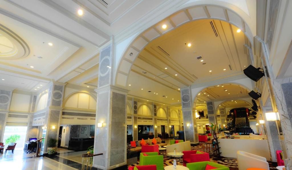 Restaurace v ubytování Patong Resort Hotel - SHA Extra Plus