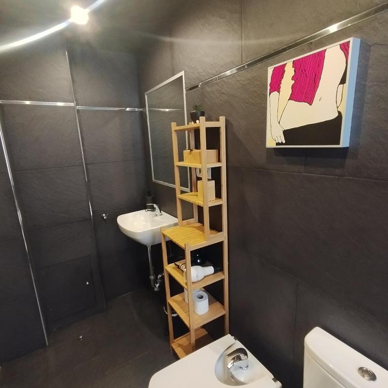 Leon Riverside Flat - 9