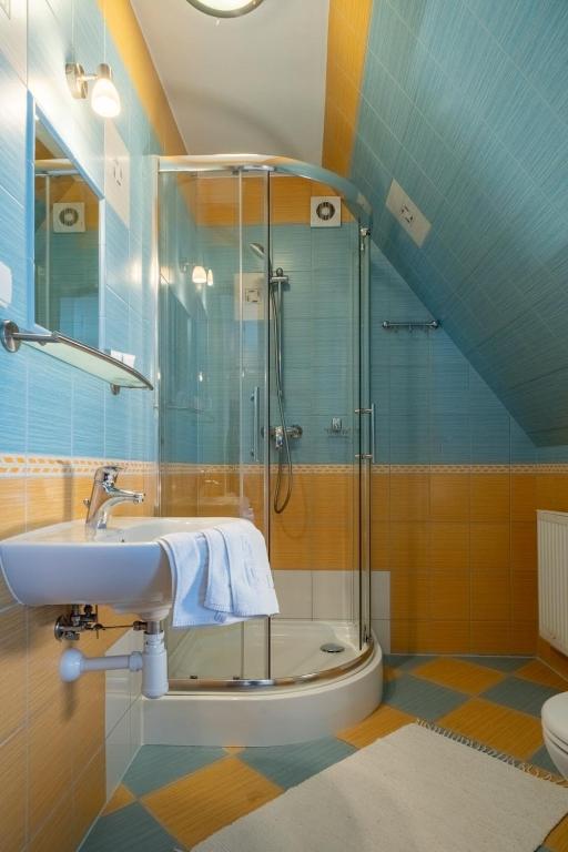 Kúpeľňa v ubytovaní Willa u Anusia Jacuzzi & Sauna