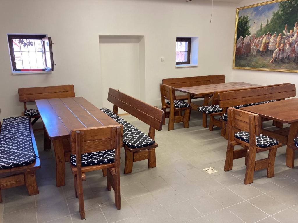 Restaurace v ubytování Vinný apartmán Pouzdřany