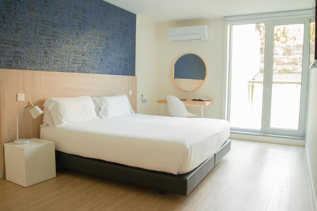 room Select Porto Suites - Resim 25