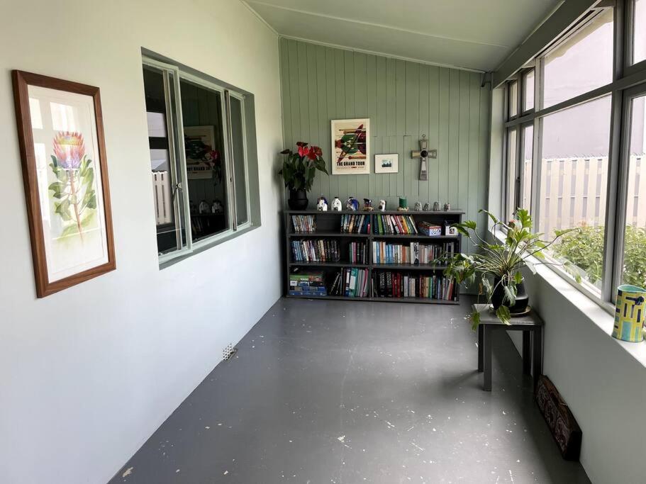 7 on Rawson - Image 9