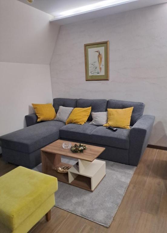 Un lugar para sentarse en Lux Apartman Crni vrh