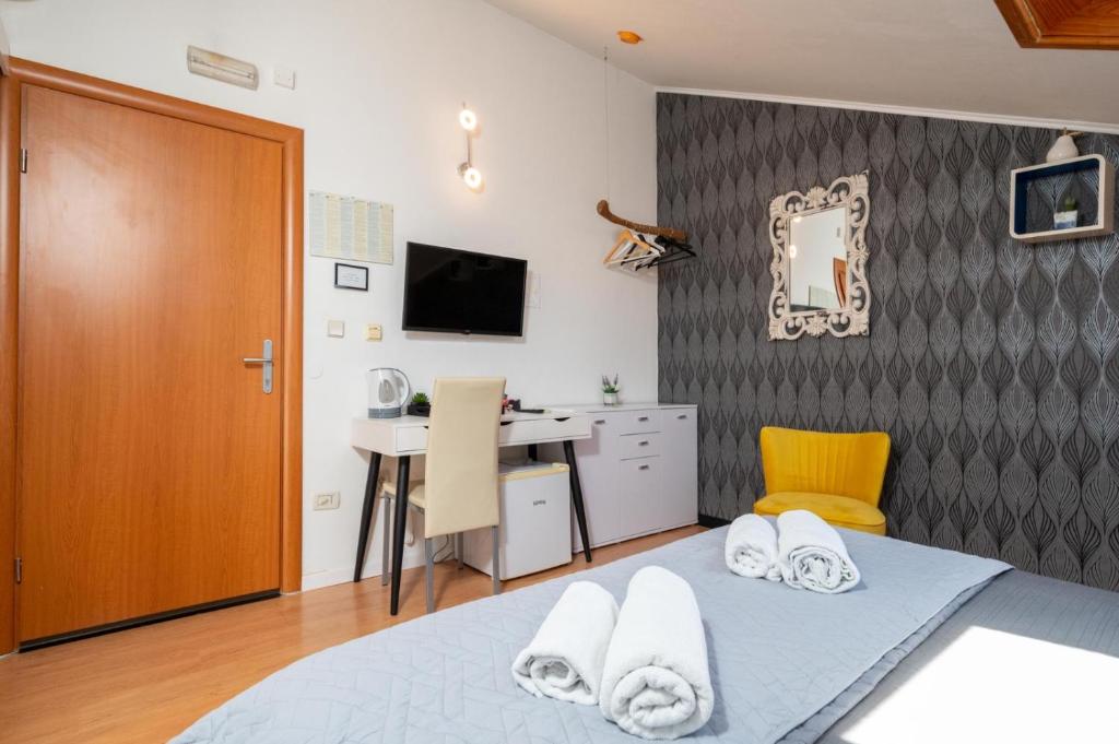 Villa Jidro - Double Room