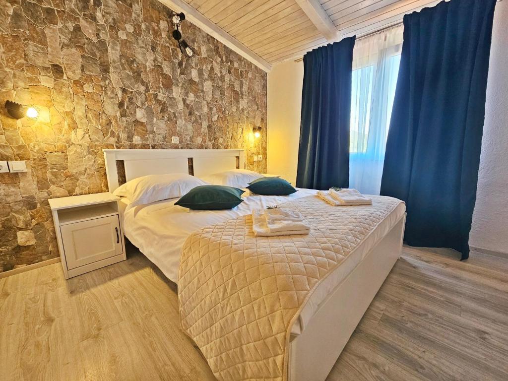 Posteľ alebo postele v izbe v ubytovaní Flamingo - House with private pool