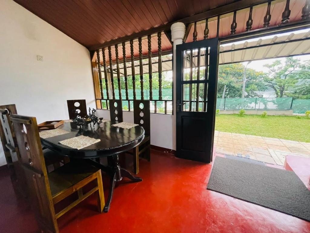 Zahrada ubytování Lake Classical Guest House