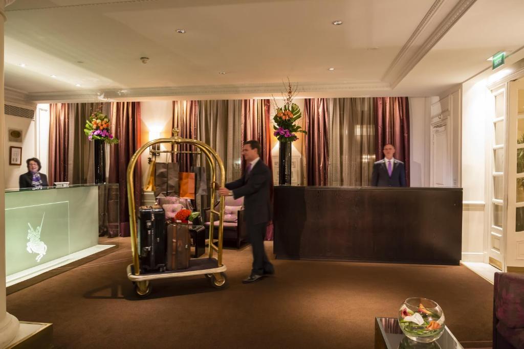 La Tremoille Paris - Resim 7