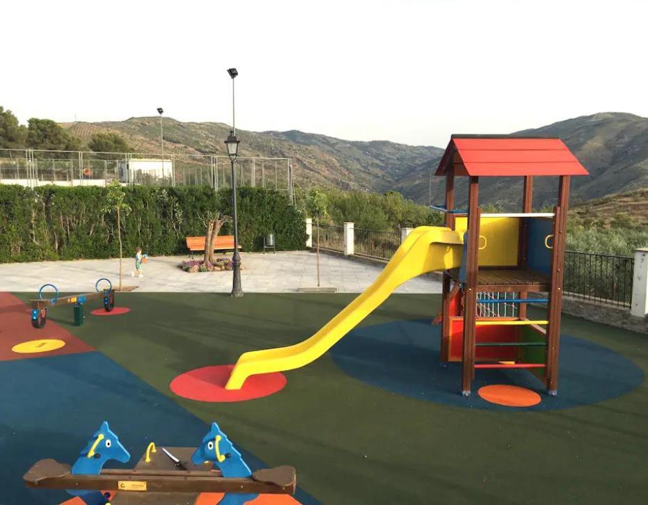 Zona de juegos para niños en Casa Las Cuadras