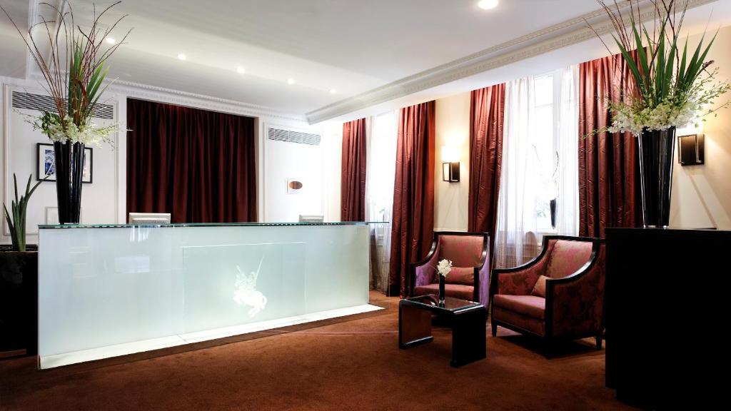 La Tremoille Paris - Resim 13