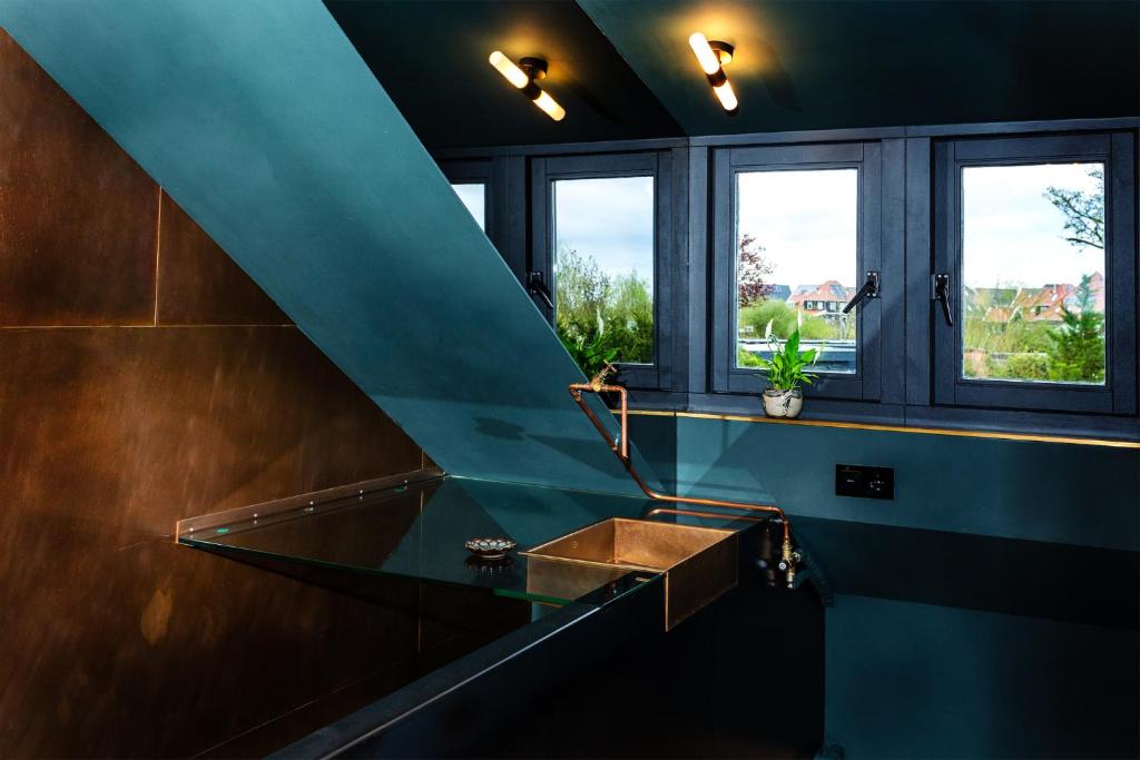 Photo from De koperslager in Watergang, Noord-Holland, Netherlands