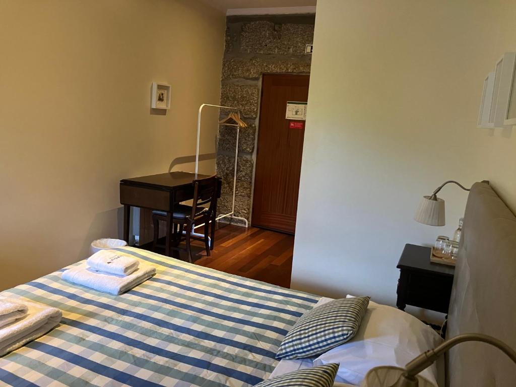 Bergui Guesthouse - Em Guimarães desde 2017 - Habitación Doble Con Vista A La Piscina